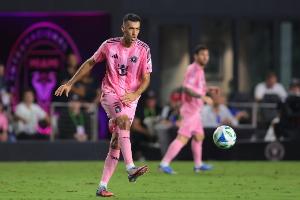 与“沉默巨人”说再见：读懂布斯克茨，方能读懂最深层的足球智慧