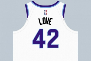 与森林狼&热火时期同号！号码专家：乐福新赛季身披爵士42号战袍