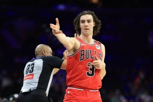 公牛前瞻球队篇：牛腿仍深陷泥沼中 重建之路该何去何从？