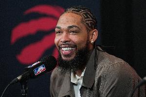 英格拉姆谈猛龙主场：球迷热情高涨，座无虚席，与鹈鹕主场氛围不同