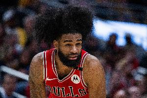 科比-怀特：我爱芝加哥，哪儿都不想去，因此选择不提前续约。