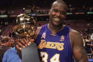 艾弗森：若当年奥尼尔未曾效力湖人，我本可率队夺冠；而他们本有机会组建历史最佳球队。