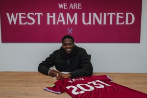 西汉姆官方宣布，与20岁中场莫哈马杜·坎特完成续约，新合同将持续至2031年。