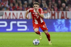 前德甲教练：战门兴尾声阶段，卡尔有不尊重对手的行为，遭孔帕尼批评。