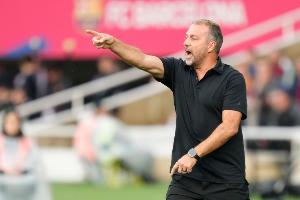 世体：亚马尔已全力投入巴萨训练，莱万与奥尔莫亦已加入合练。