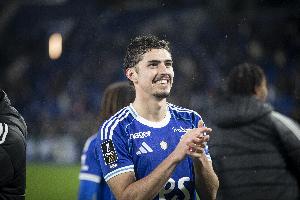 10场9球且身价1200万！世体：相较小蜘蛛，帕尼切利对巴萨是更具性价比的选择