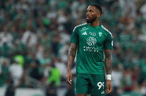 热刺锋线实力不足，记者建议球队可在明年一月或夏季转会窗引进伊万-托尼。