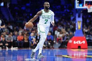 杰伦-布朗：我们通过两个关键篮板锁定了胜局，这正是凯尔特人式的比赛方式。