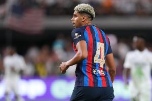 世体：阿劳霍与卡萨多或顶替库巴西、佩德里，首发迎战埃尔切。