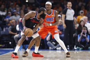 NBA战报：勇士大胜太阳，雷霆力克快船，公牛惜败76人