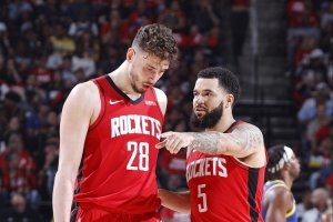 乌度卡：尽管失去范弗里特，但球队进攻发起者储备依然充足。