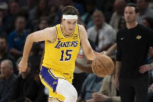 里夫斯已进入全明星候选名单，预计他将在下个夏天成功签下一份大合同。