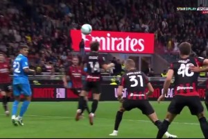 巴萨球迷永恒的回忆！伊涅斯塔 、MSN同框